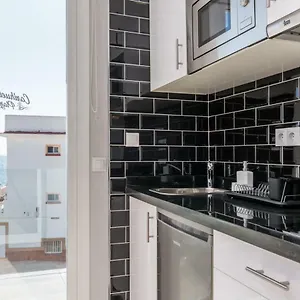 https://carihuela-plaza-apartamentos-turisticos.hotelsinnerja.org